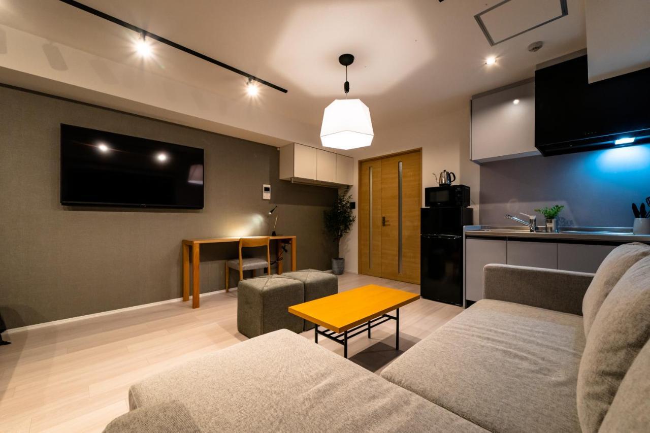 Apartment In Yebisu